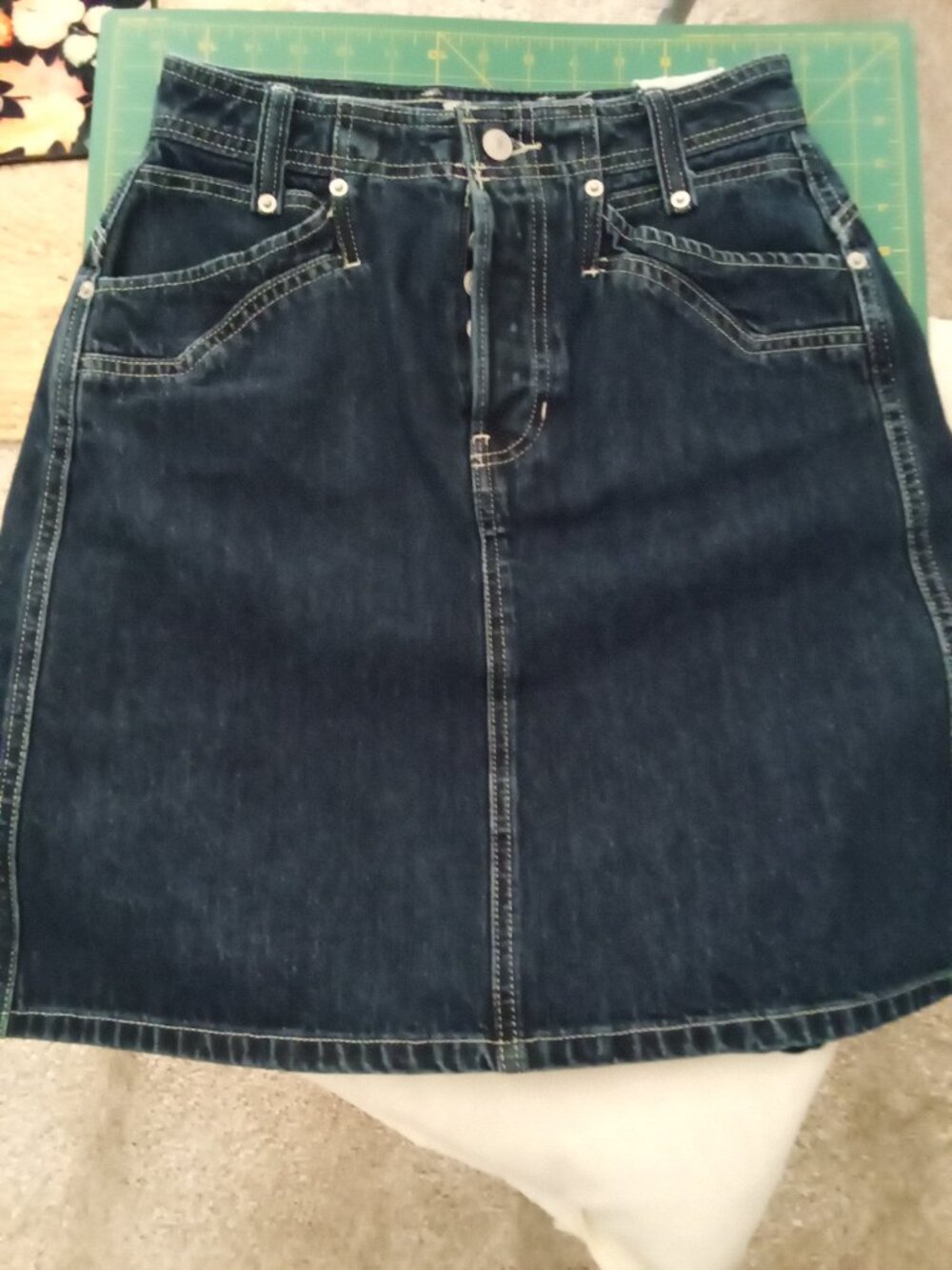 Free People Midi Denim Medium Wash Skirt size XS (26)
